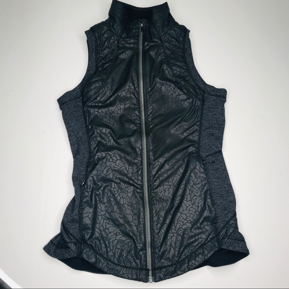 {Lululemon} Rebel Runner Vest Size 4